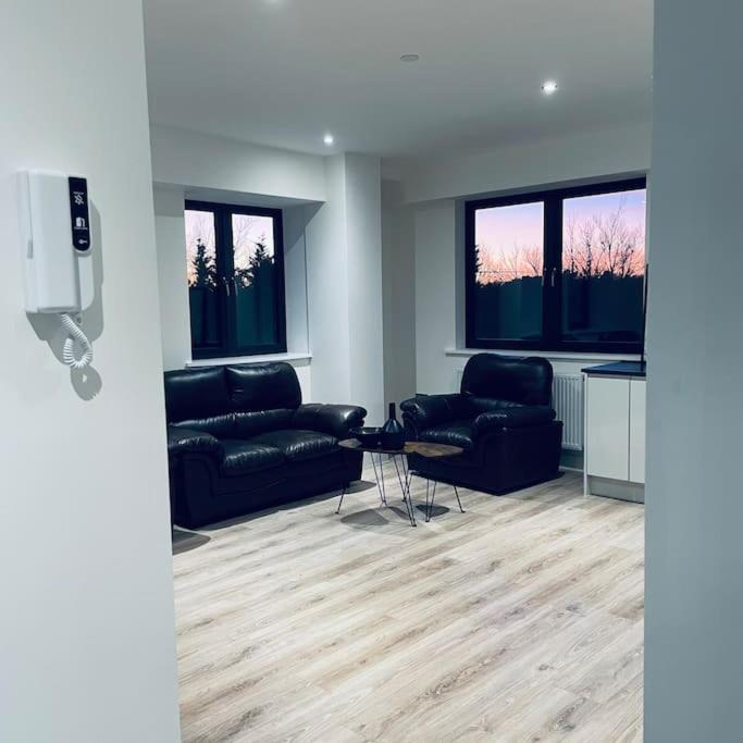 New One Bedroom Luxury Apartment In سوليهال المظهر الخارجي الصورة