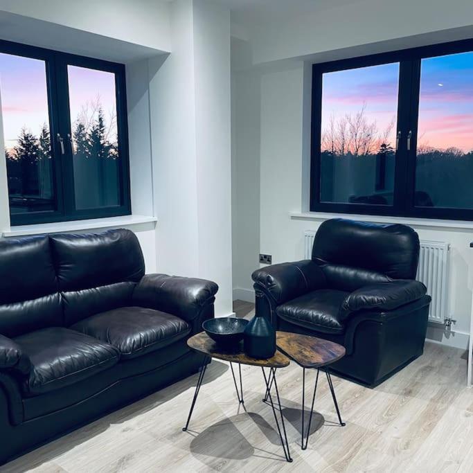 New One Bedroom Luxury Apartment In سوليهال المظهر الخارجي الصورة